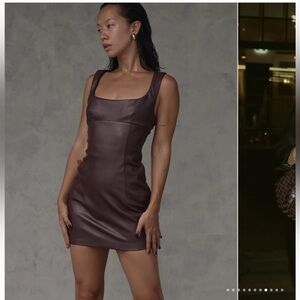 ☑️NWT Meshki CARA Faux Leather Mini Dress Dark Chocolate Sz L